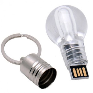 Pen Drive de Lâmpada 3D - PES